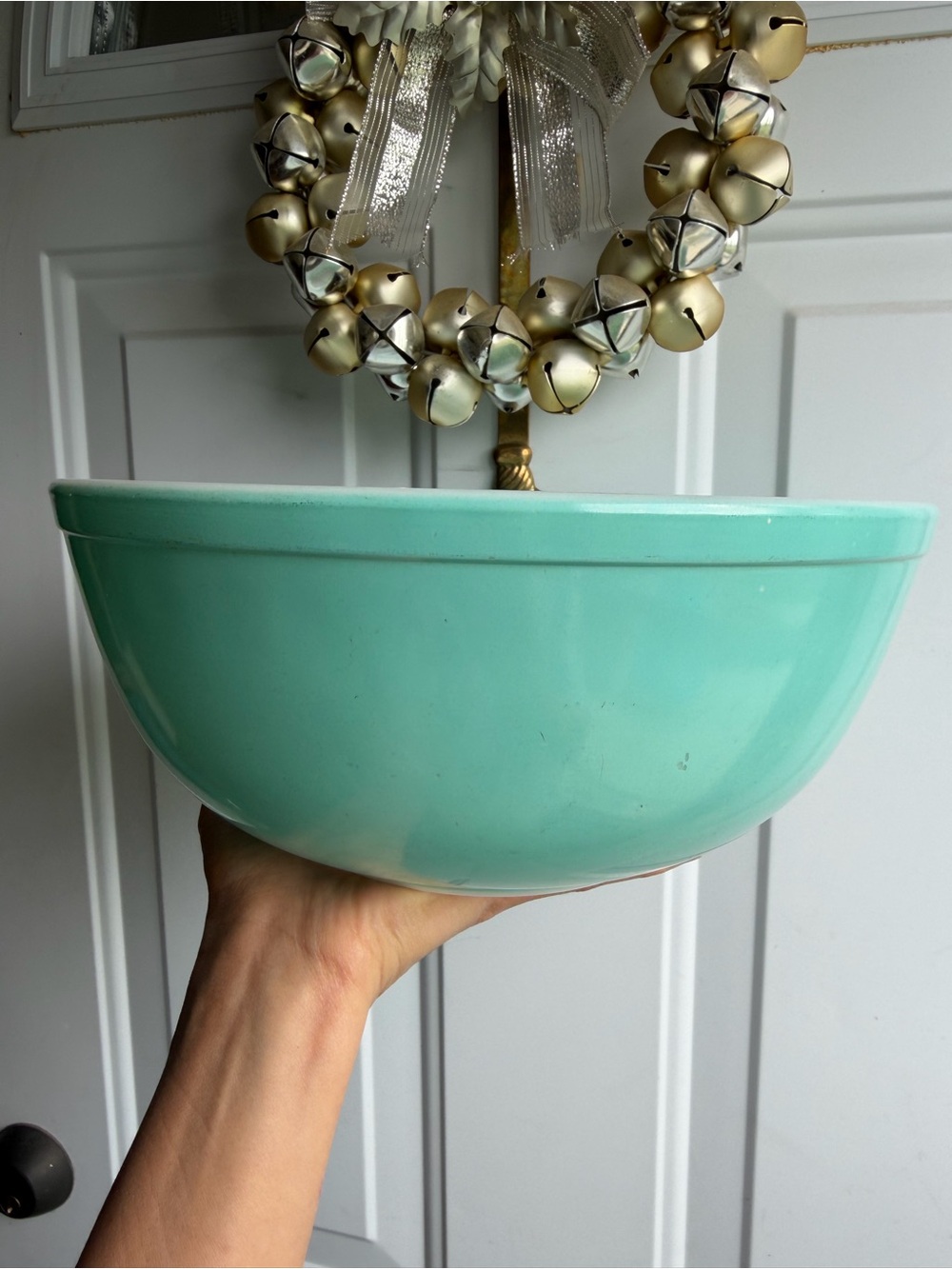Vintage Pyrex turquoise 404